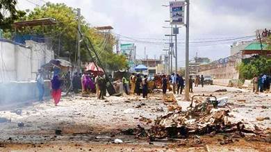 ​اغتيال مسئول صومالي في تفجير إرهابي بالعاصمة مقديشو